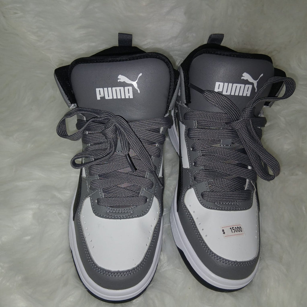 Puma sneakers