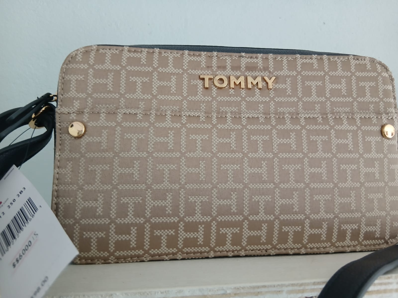 Tommy Hilfiger Purse
